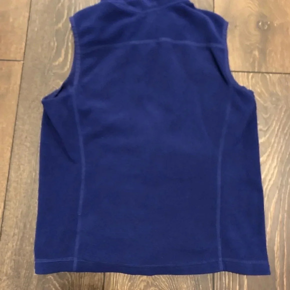 Vineyard Vines Fleece Vest - Picture 4 of 4